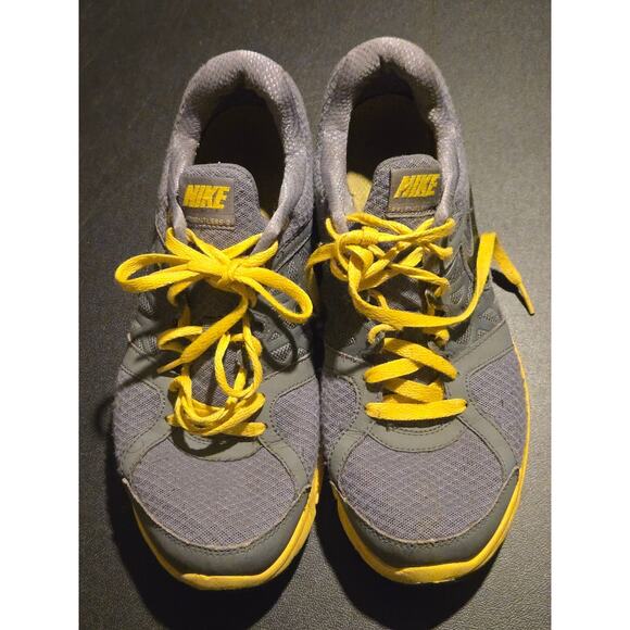 Nike Running Shoes Mens Gray Yellow Lightweight Athletic Sneakers around Size 12 - Picture 1 of 3